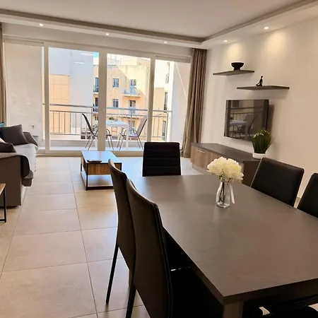 Appartement Ocean Breeze Apartment, Sleeps 6, Family-friendly